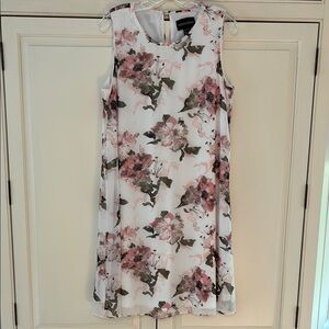 Frank Lyman Design Floral Knee Length Dress Crew Neck Sleeveless 10